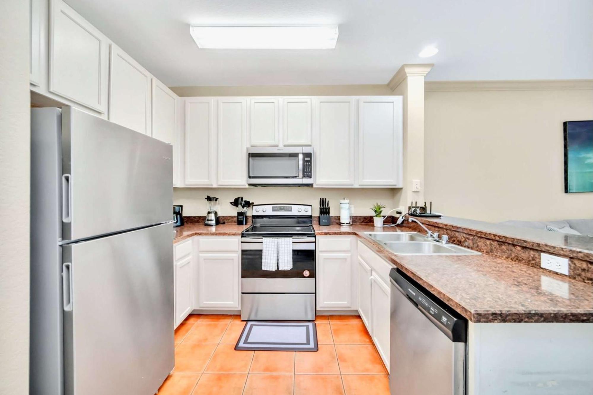 Modern 2Br Condo - Hot Tub And Pool - Near Disney Orlando Exterior photo